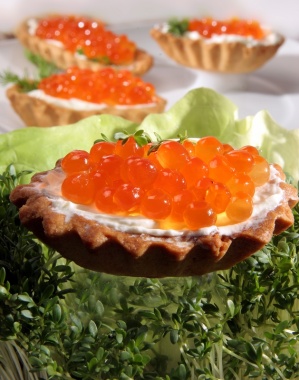 Red caviar pie